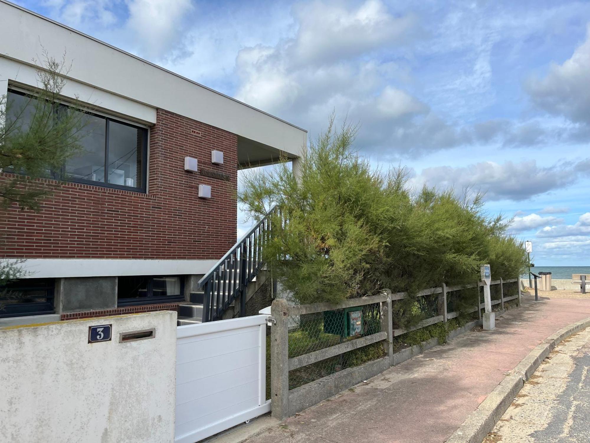 Villa D'Architecte - Les Pieds Dans L'Eau Ver-sur-Mer Exteriér fotografie